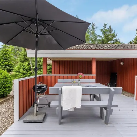 Semesterbostad Anneke - 2km From The Sea By Interhome