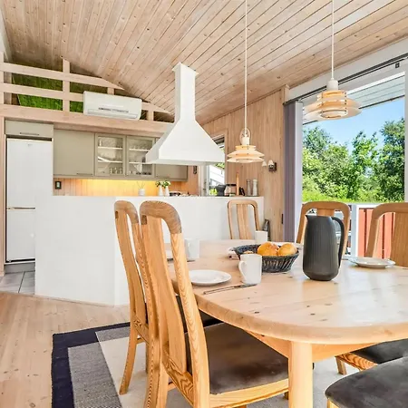 Holiday home Anneke - 2km From The Sea By Interhome *